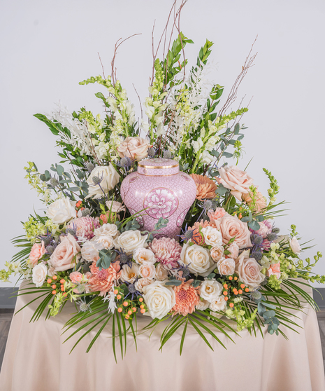 Gentle Remembrance Cremation Urn Tribute