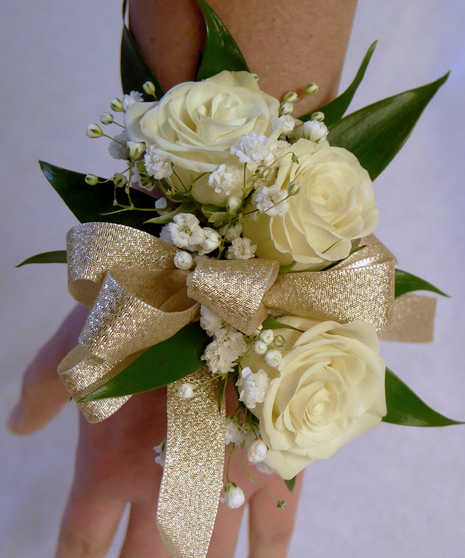Petite Spray Rose Wrist Corsage