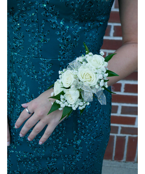 Standard Spray Rose Wrist Corsage